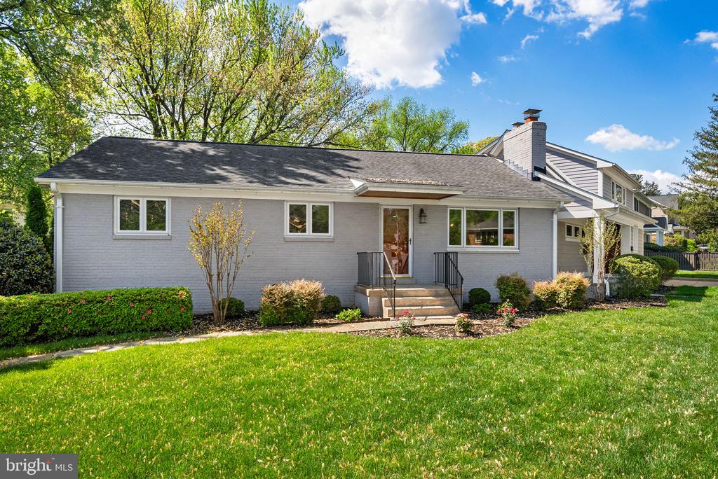 5400 WILLIAMSBURG BOULEVARD