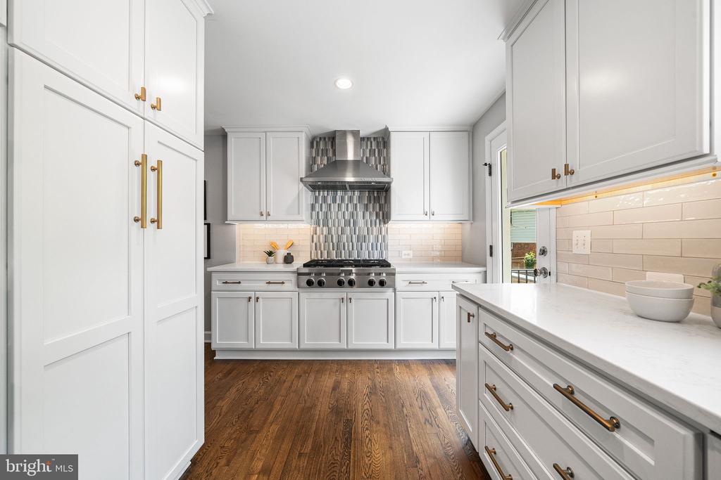 5400 WILLIAMSBURG BOULEVARD