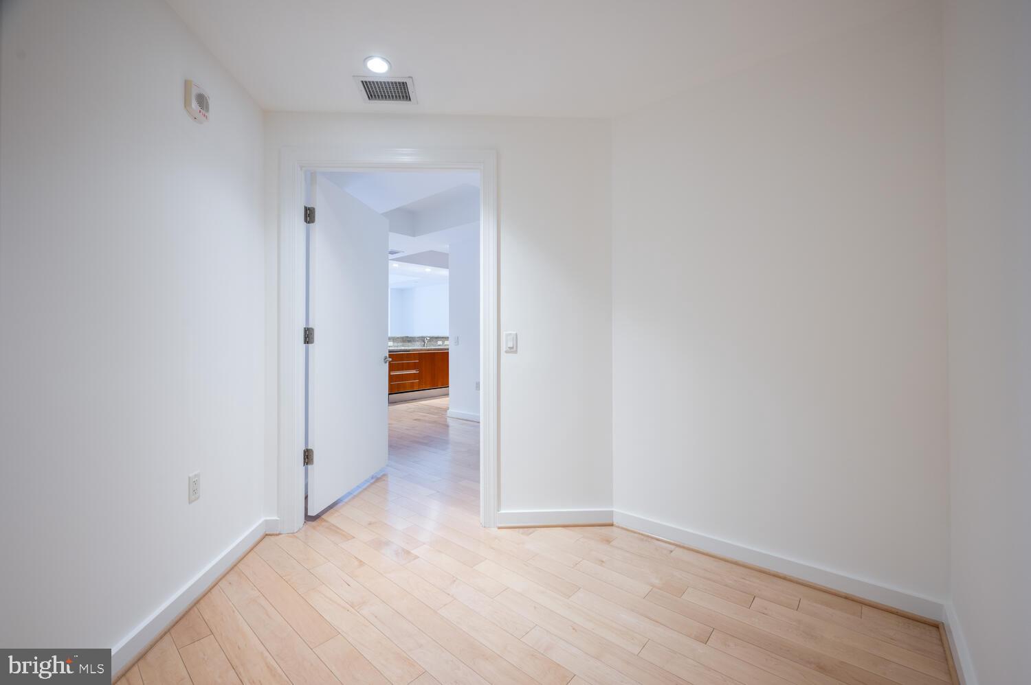 1881 NASH STREET N 504