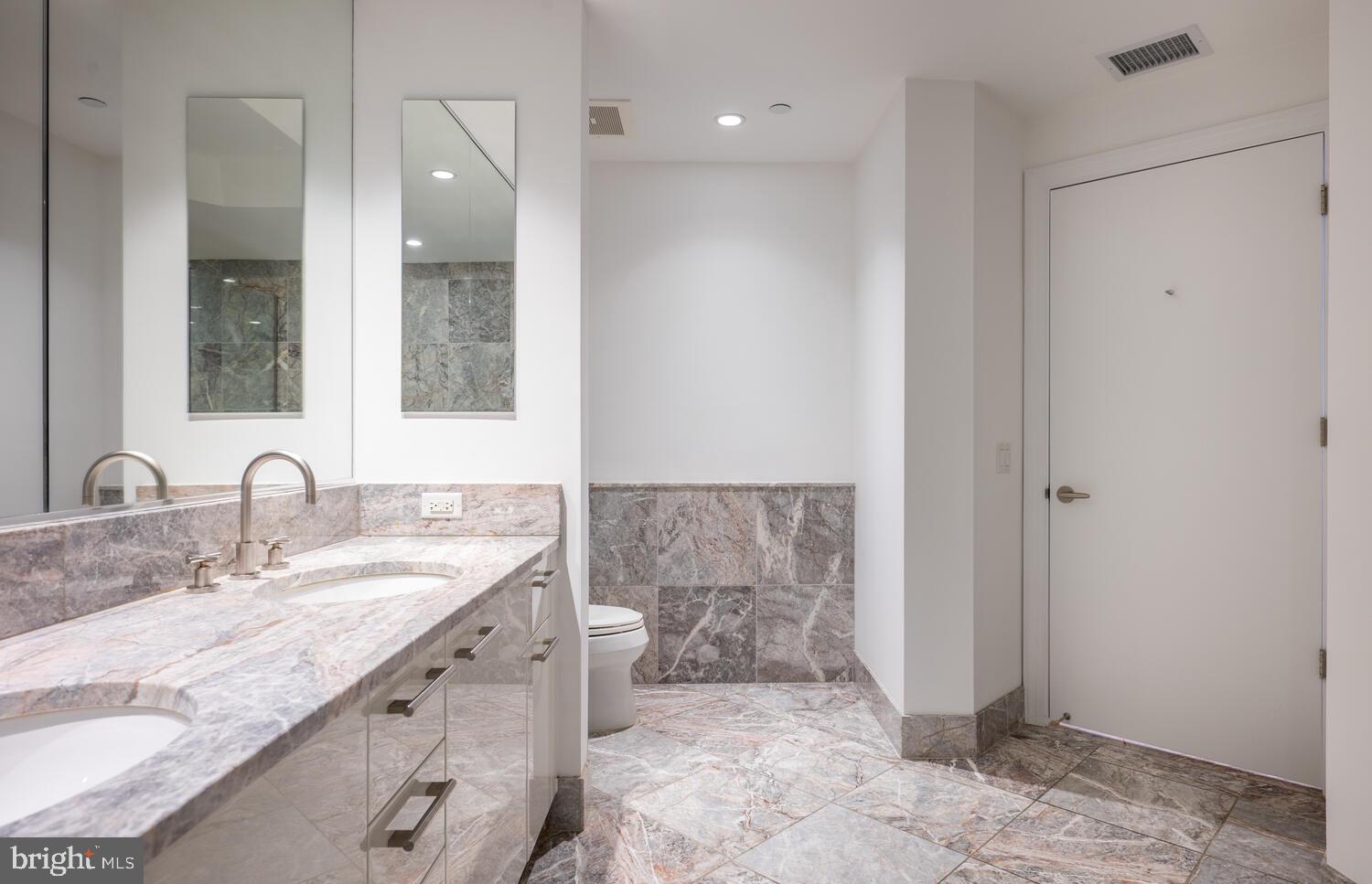 1881 NASH STREET N 504