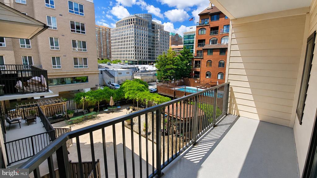 1020 N STAFFORD STREET Unit: 309