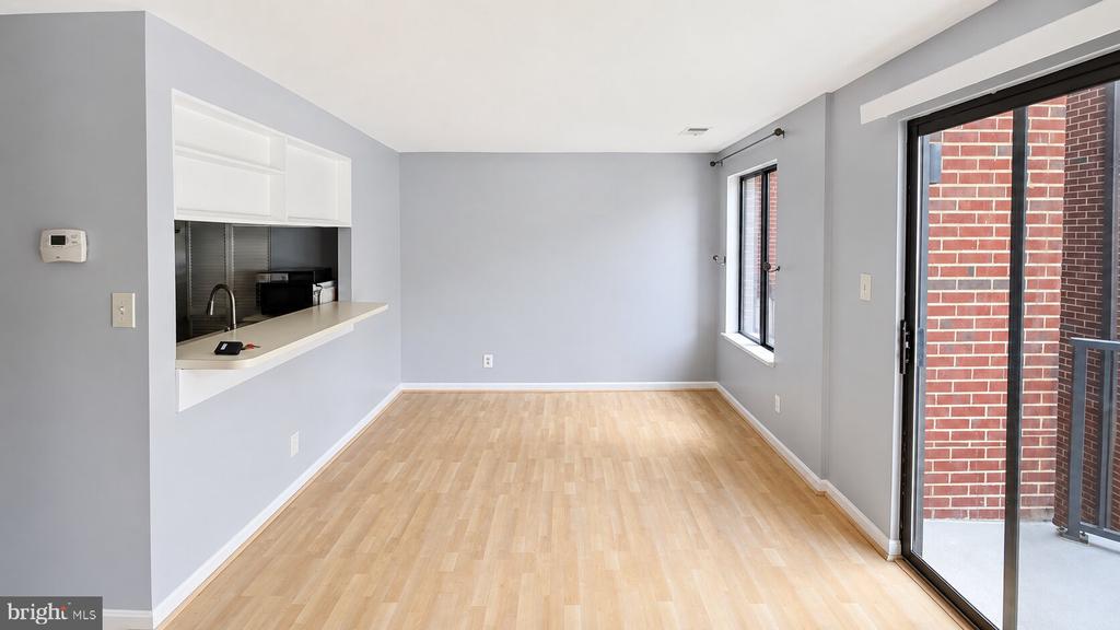 1020 N STAFFORD STREET Unit: 309