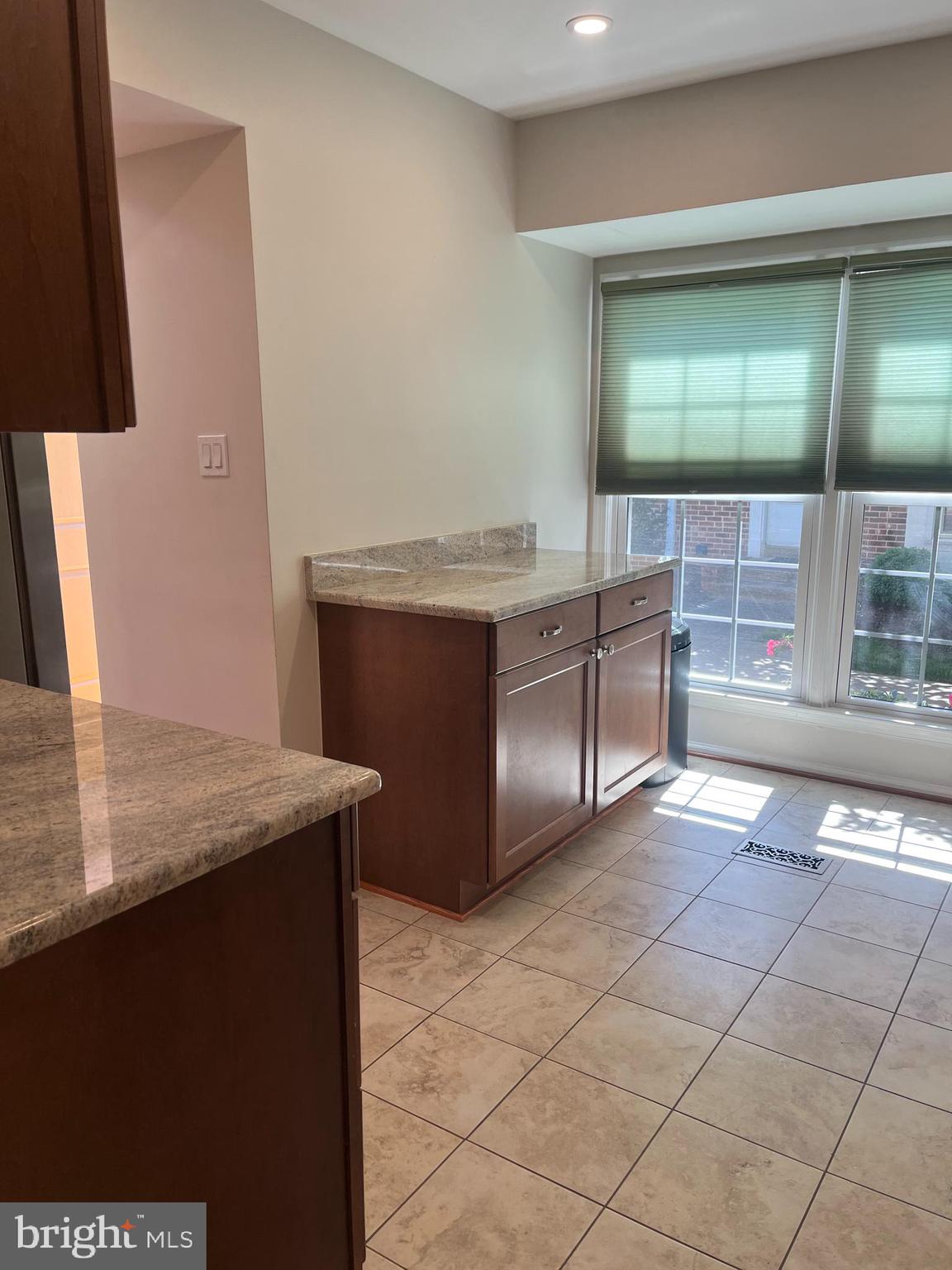 2518 ARLINGTON MILL DRIVE C S