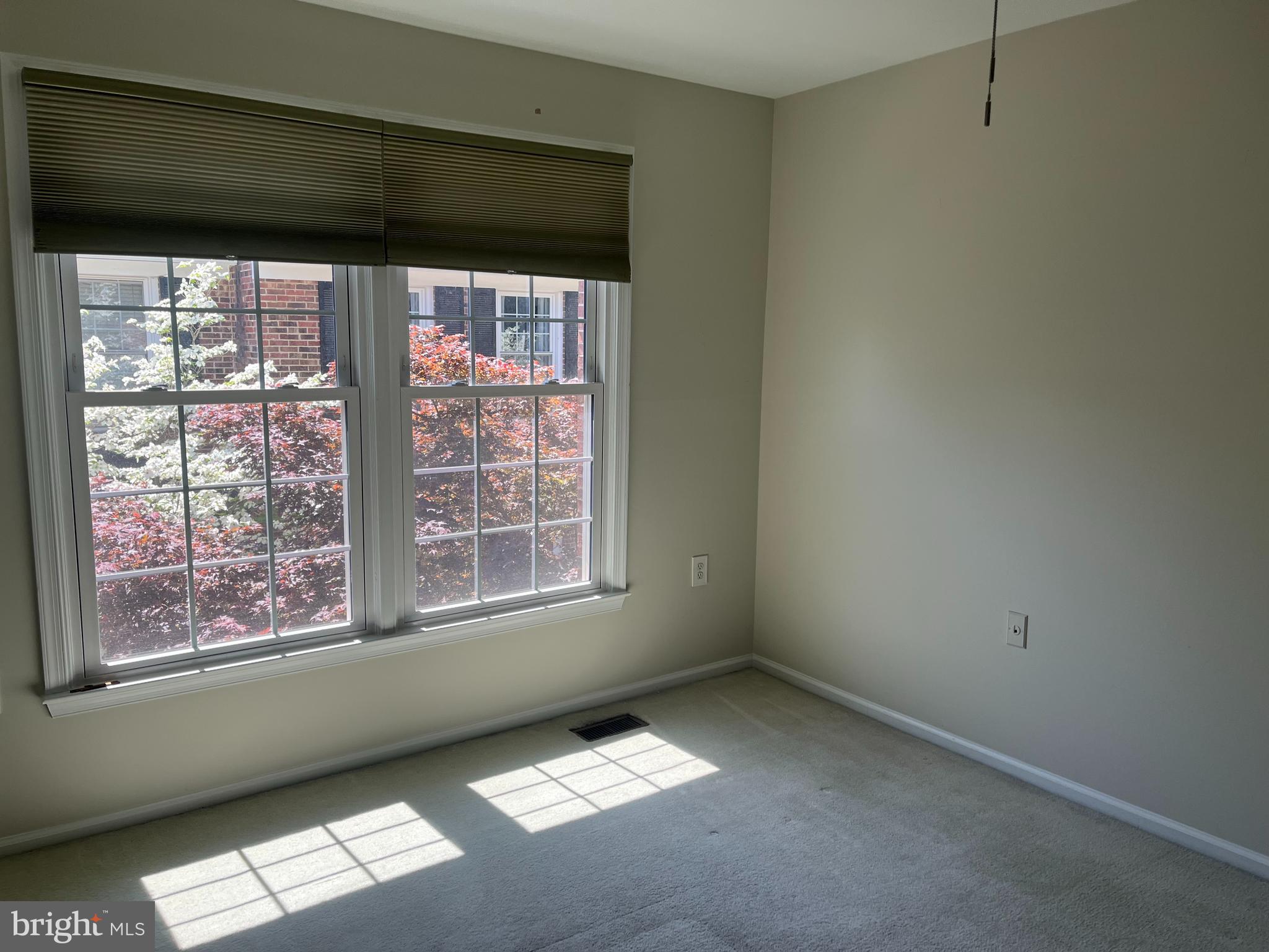 2518 ARLINGTON MILL DRIVE C S