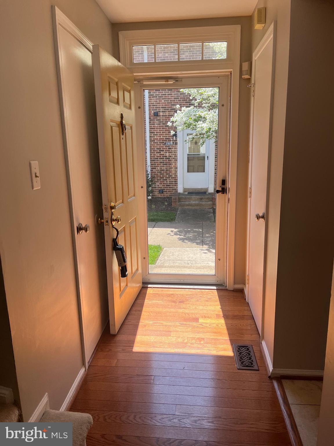 2518 ARLINGTON MILL DRIVE C S