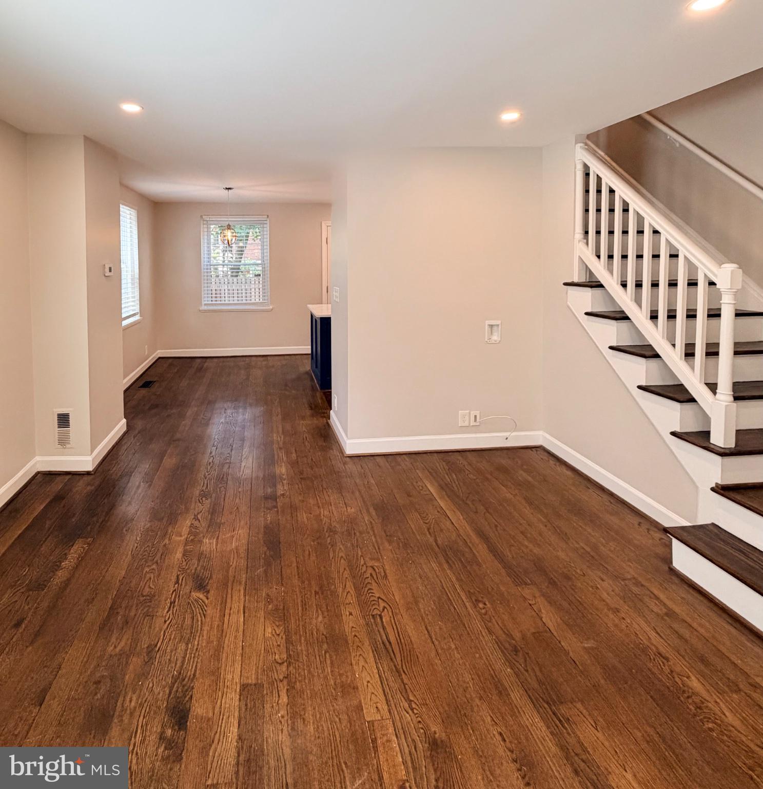 4800 28TH STREET S E