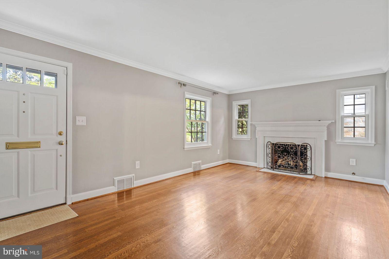 1616 N HARRISON STREET