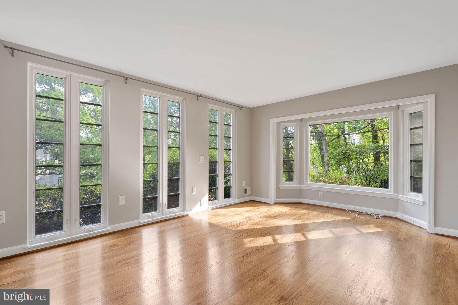 1616 N HARRISON STREET