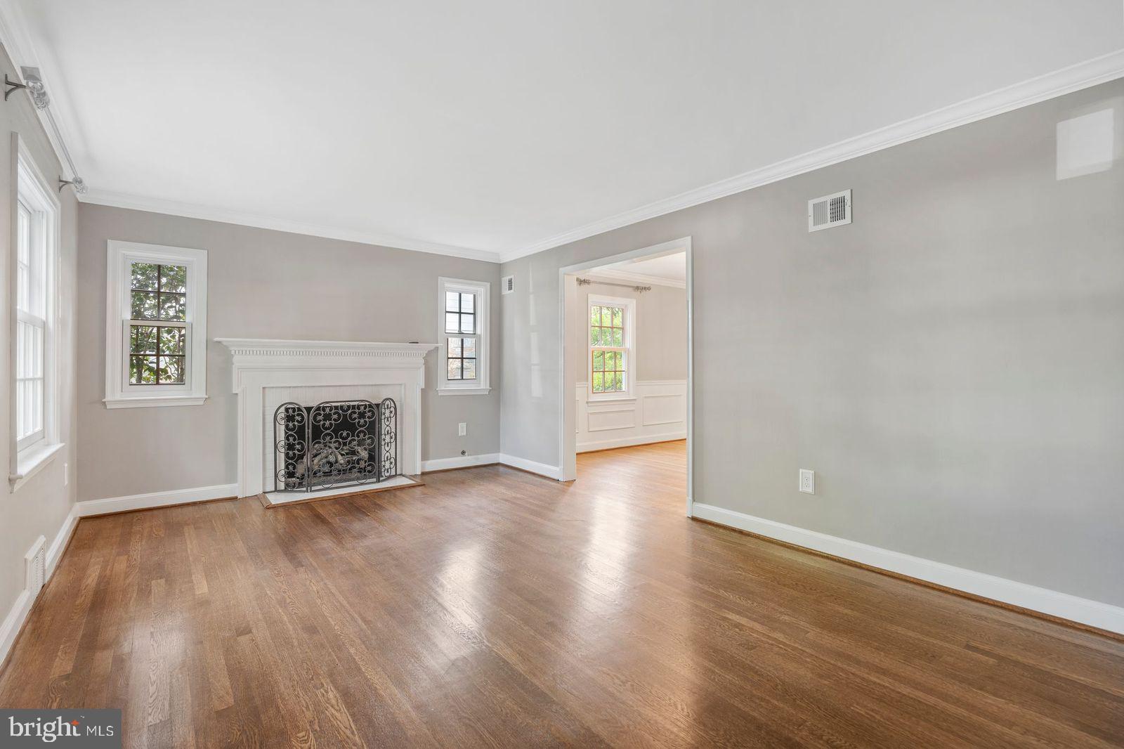 1616 N HARRISON STREET