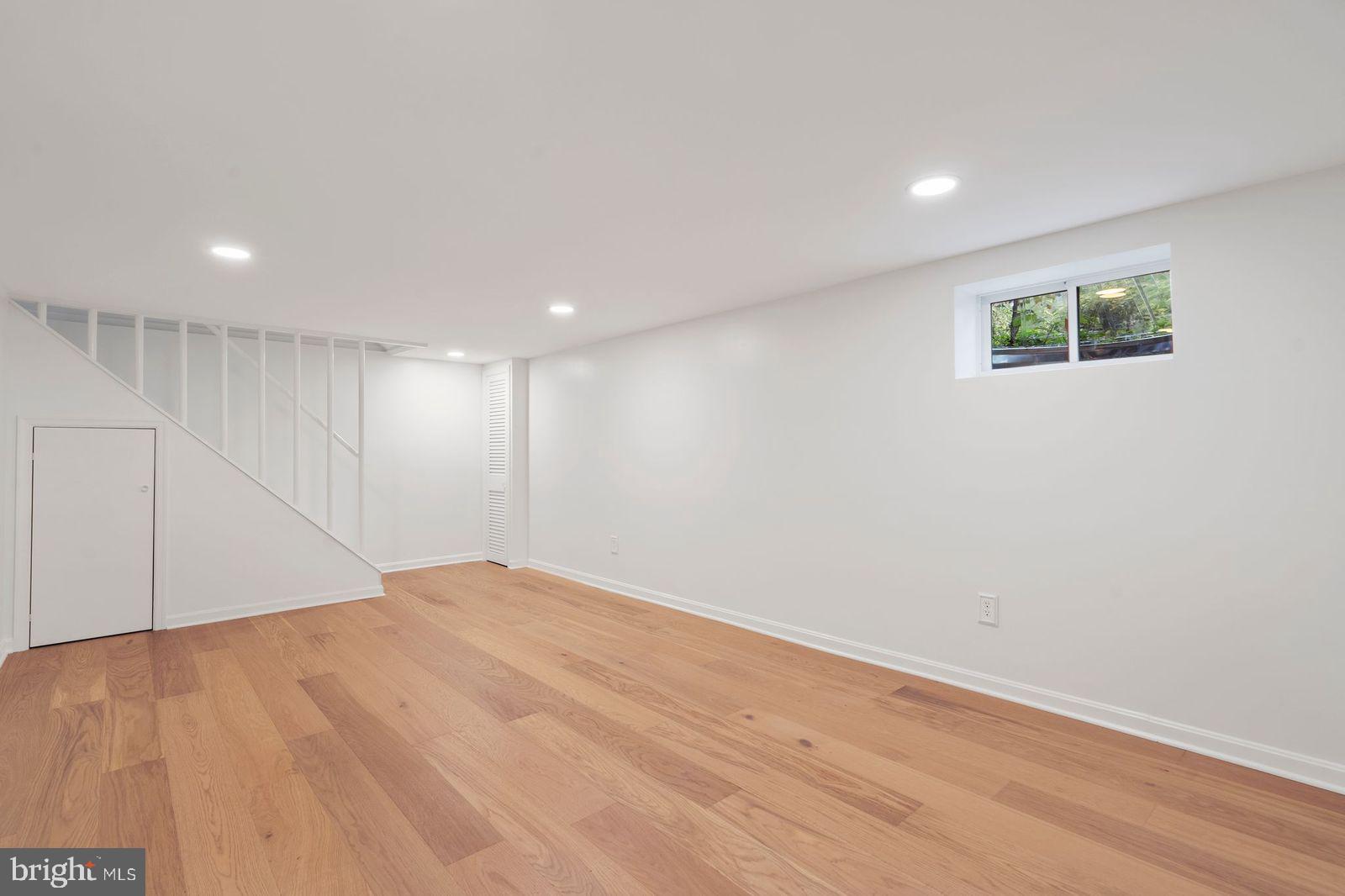 1616 N HARRISON STREET