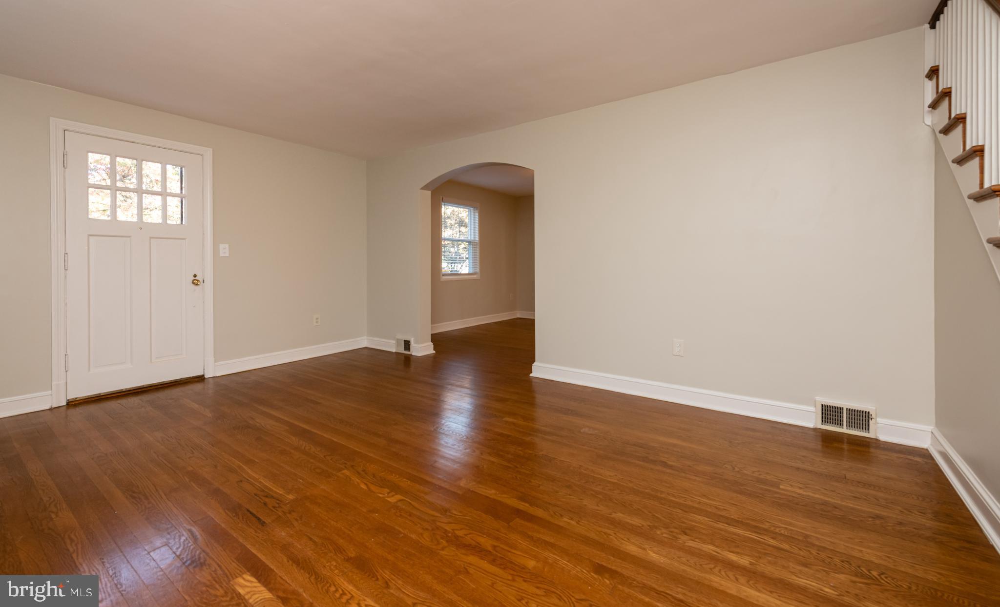 4814 ARLINGTON BOULEVARD