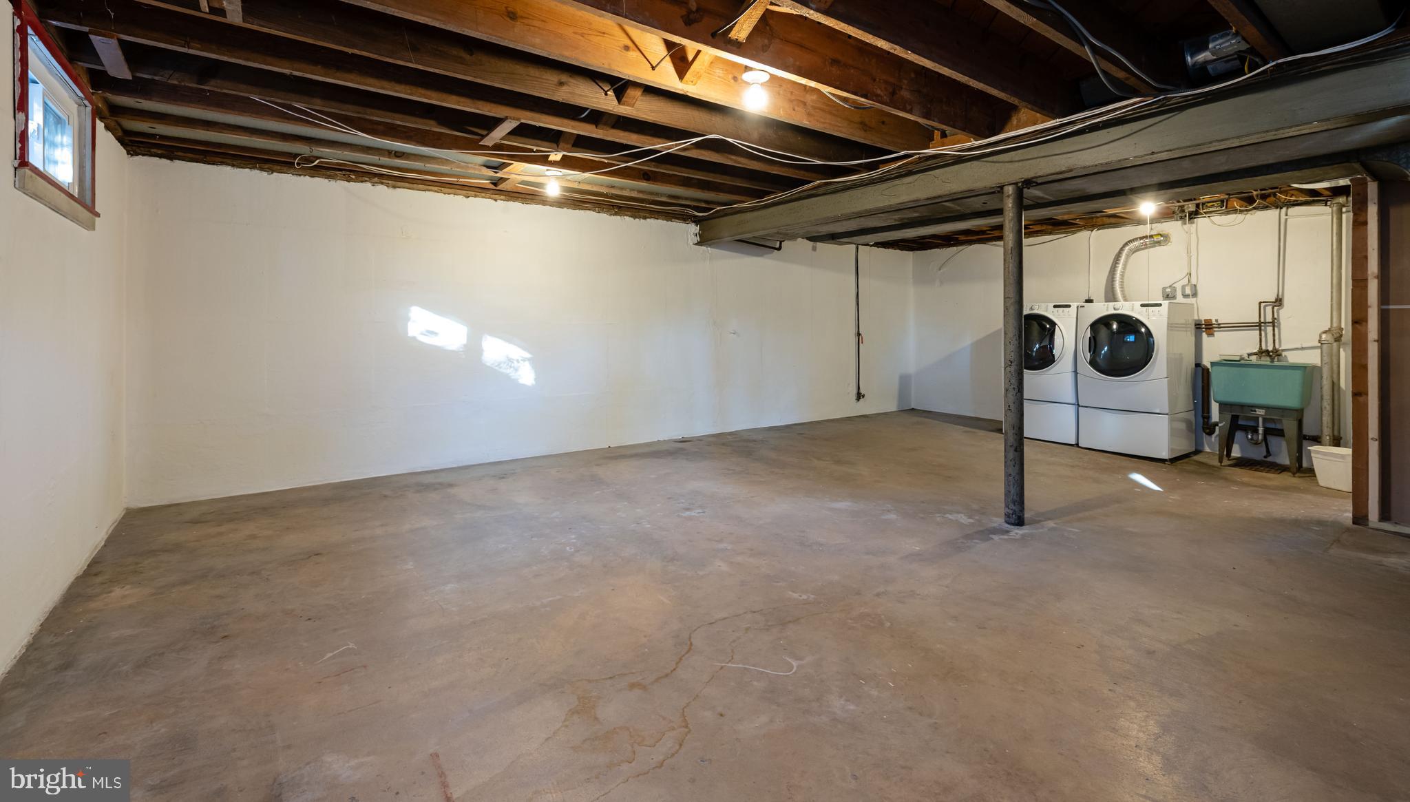 4814 ARLINGTON BOULEVARD