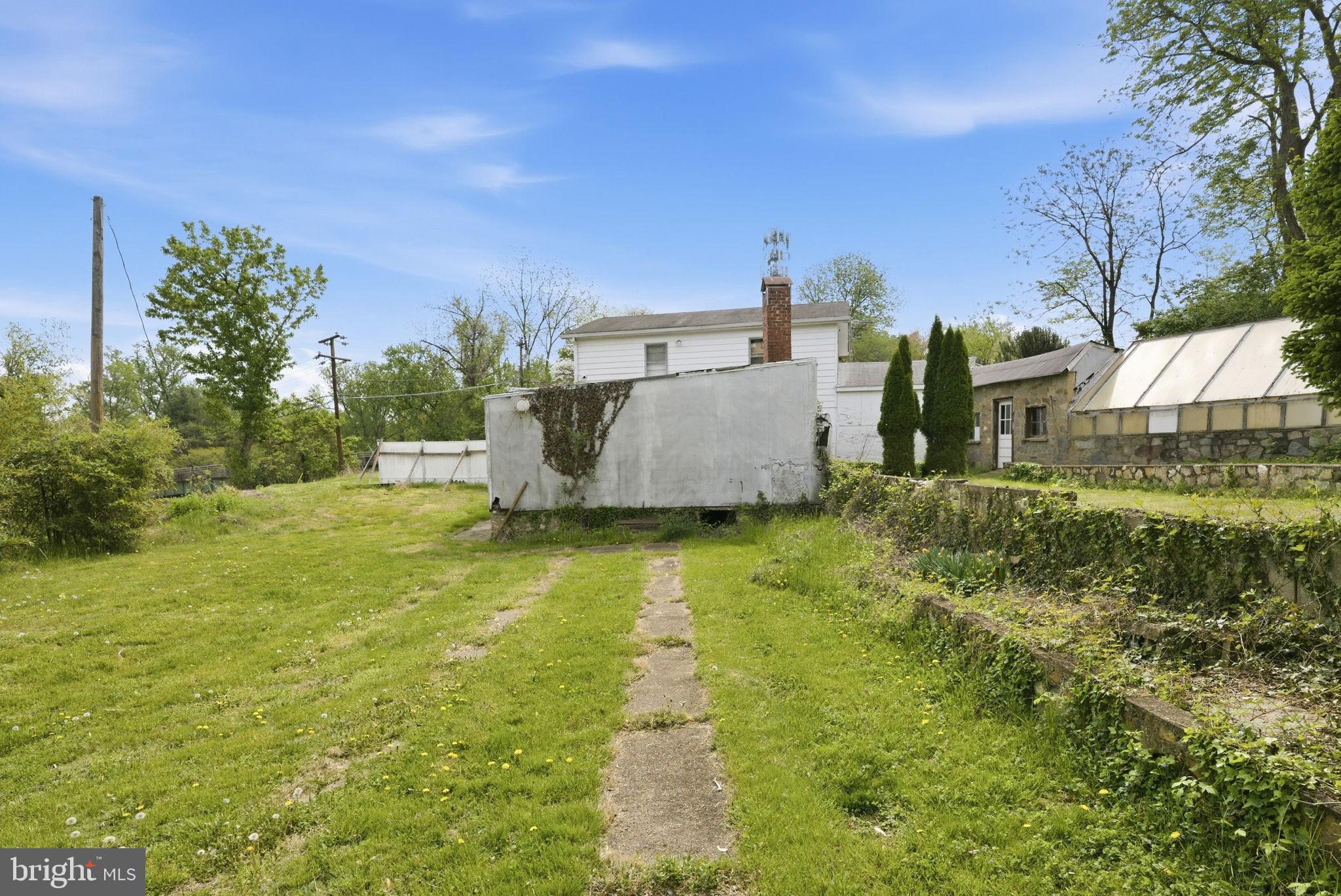 4464 N OLD GLEBE ROAD