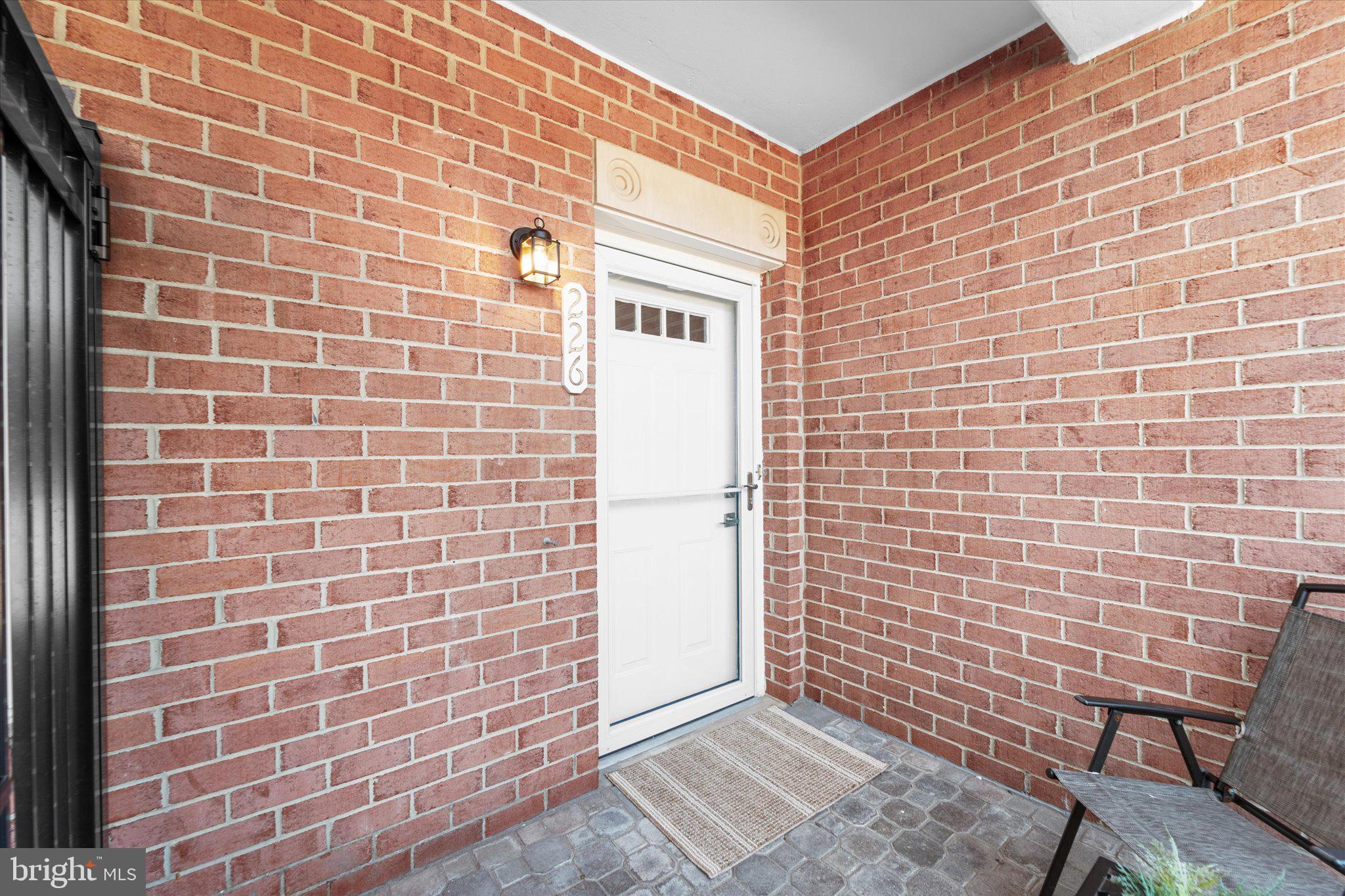 6924 FAIRFAX DRIVE 226