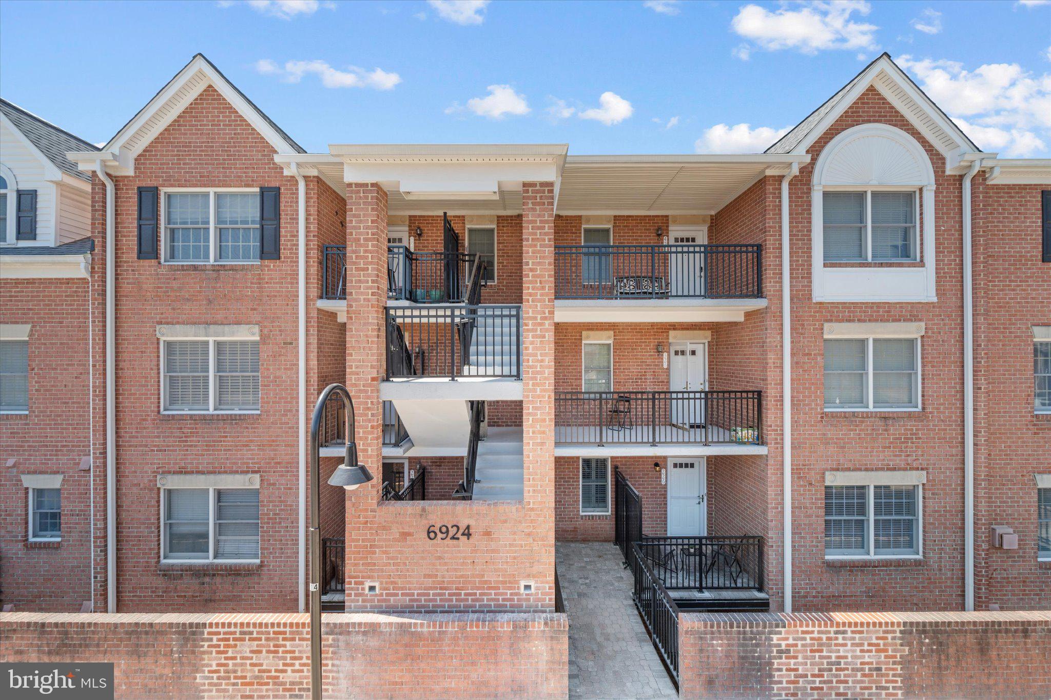 6924 FAIRFAX DRIVE 226