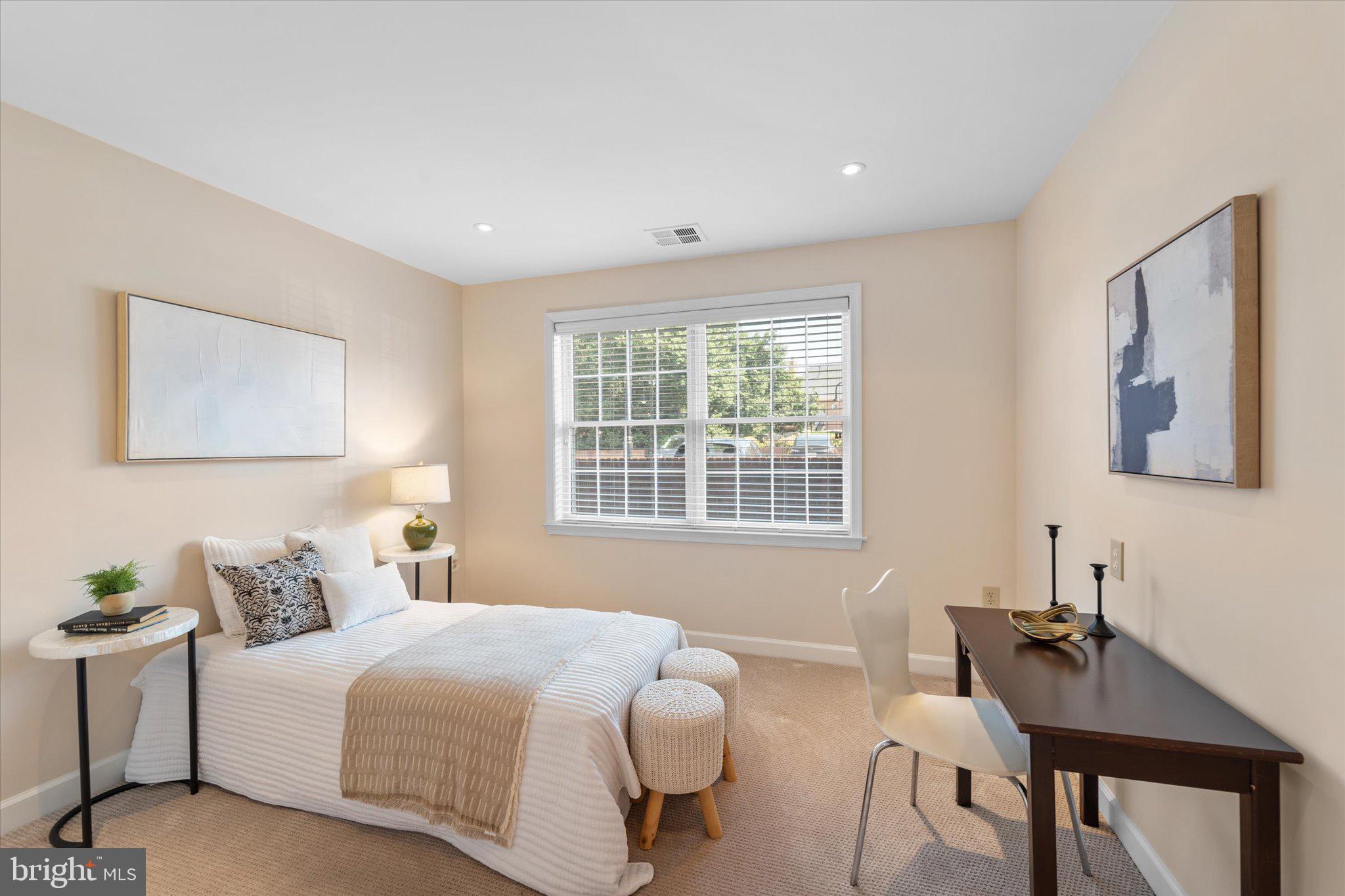 6924 FAIRFAX DRIVE 226