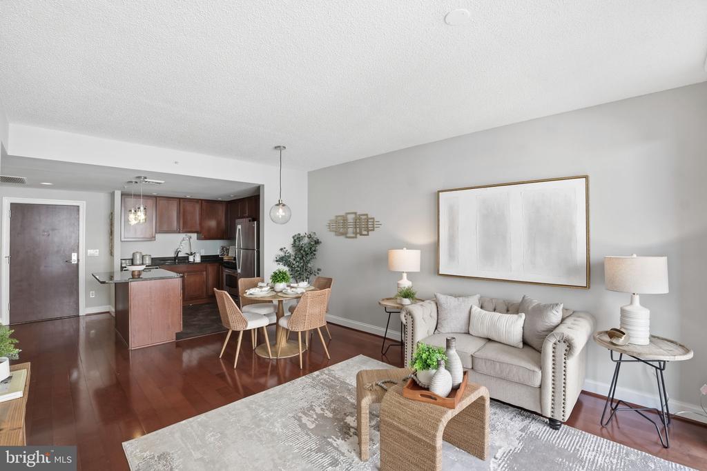 1020 HIGHLAND STREET N Unit: 605