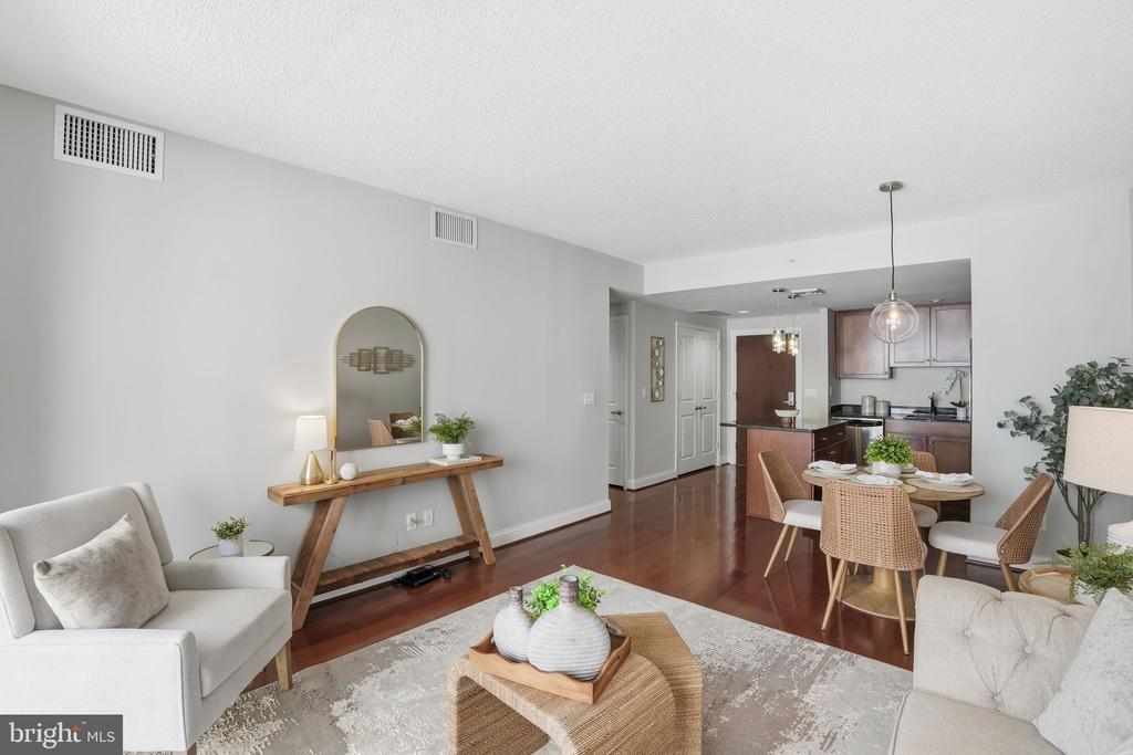 1020 HIGHLAND STREET N Unit: 605