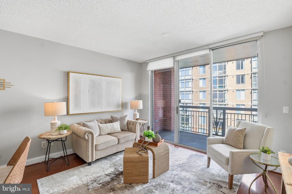 1020 HIGHLAND STREET N Unit: 605