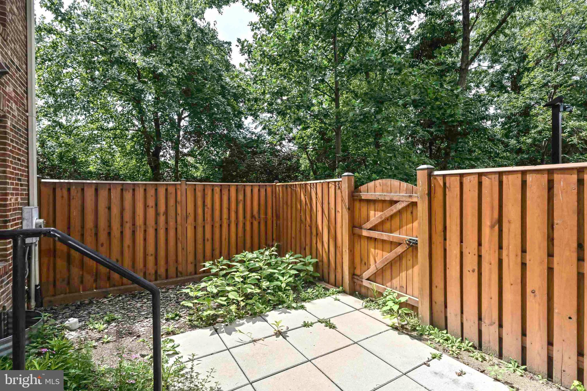 2406 S WALTER REED DRIVE A