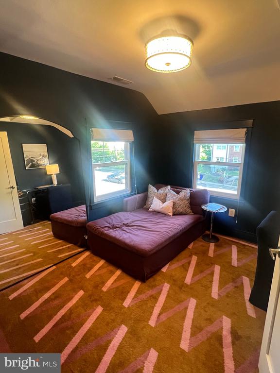 5100 YORKTOWN BOULEVARD