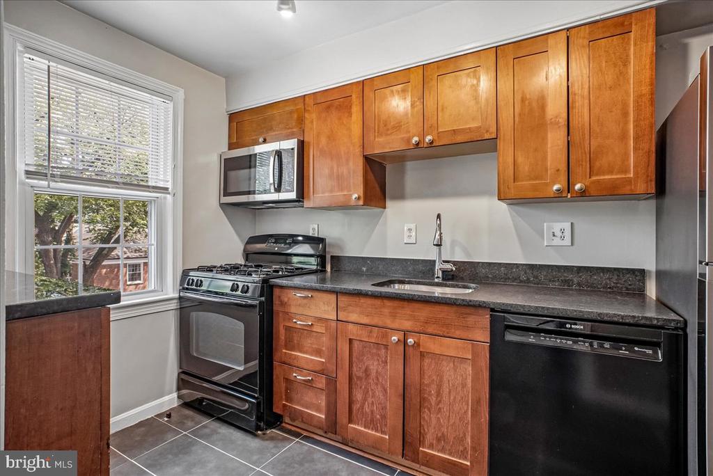 5102 COLUMBIA PIKE Unit: 3