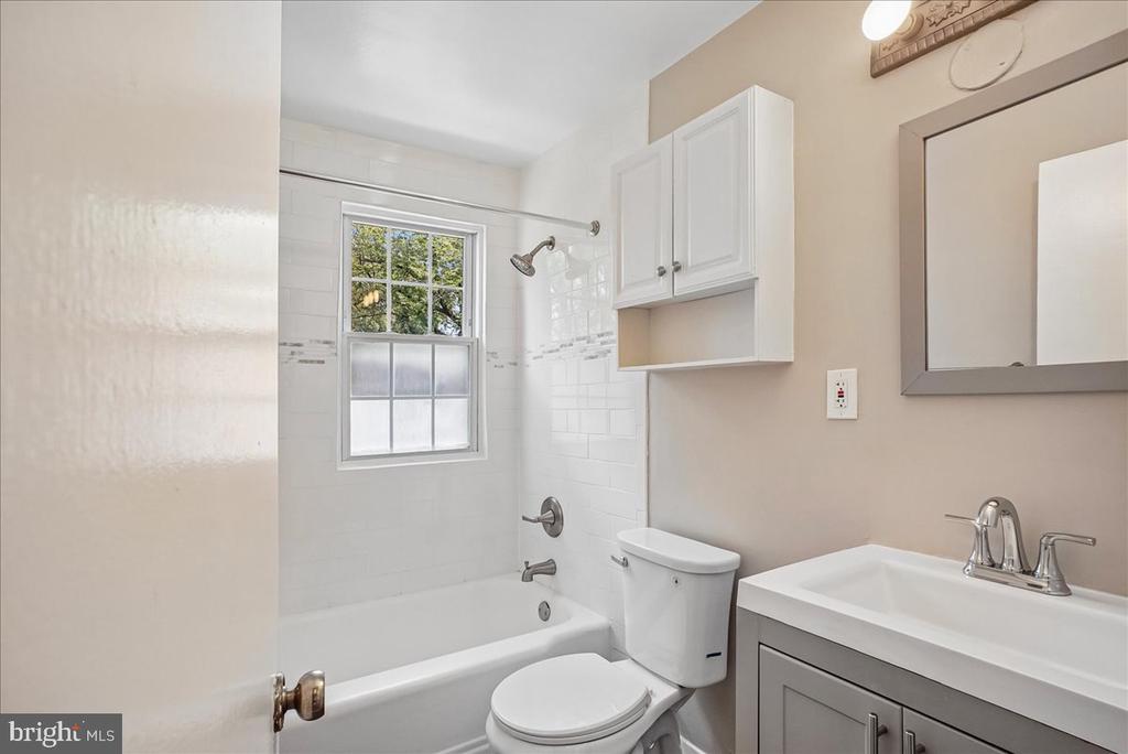 5102 COLUMBIA PIKE Unit: 3
