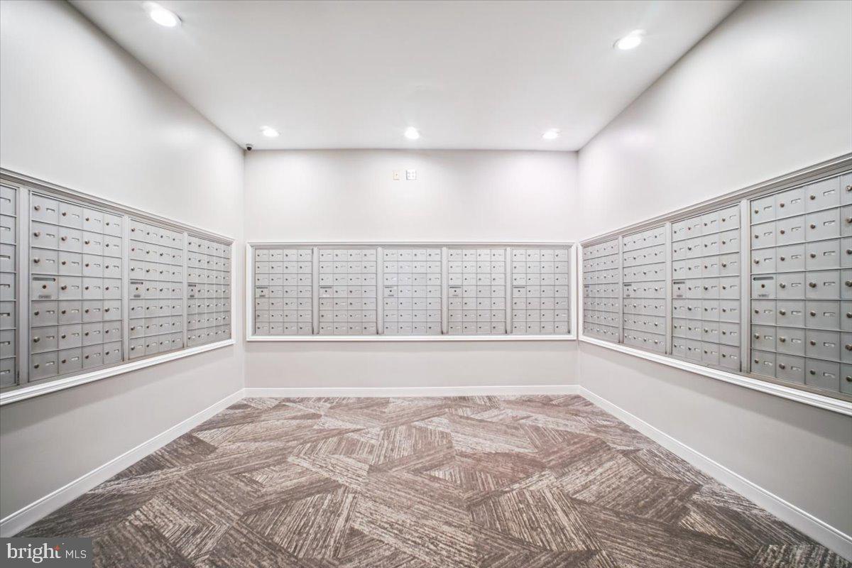 851 N GLEBE ROAD 1003