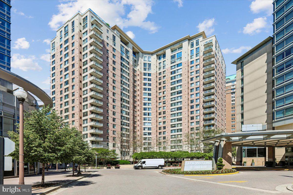 851 N GLEBE ROAD 1003
