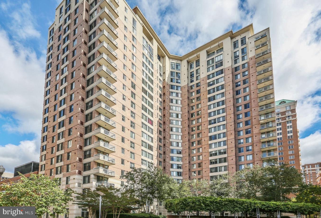 851 N GLEBE ROAD 1003