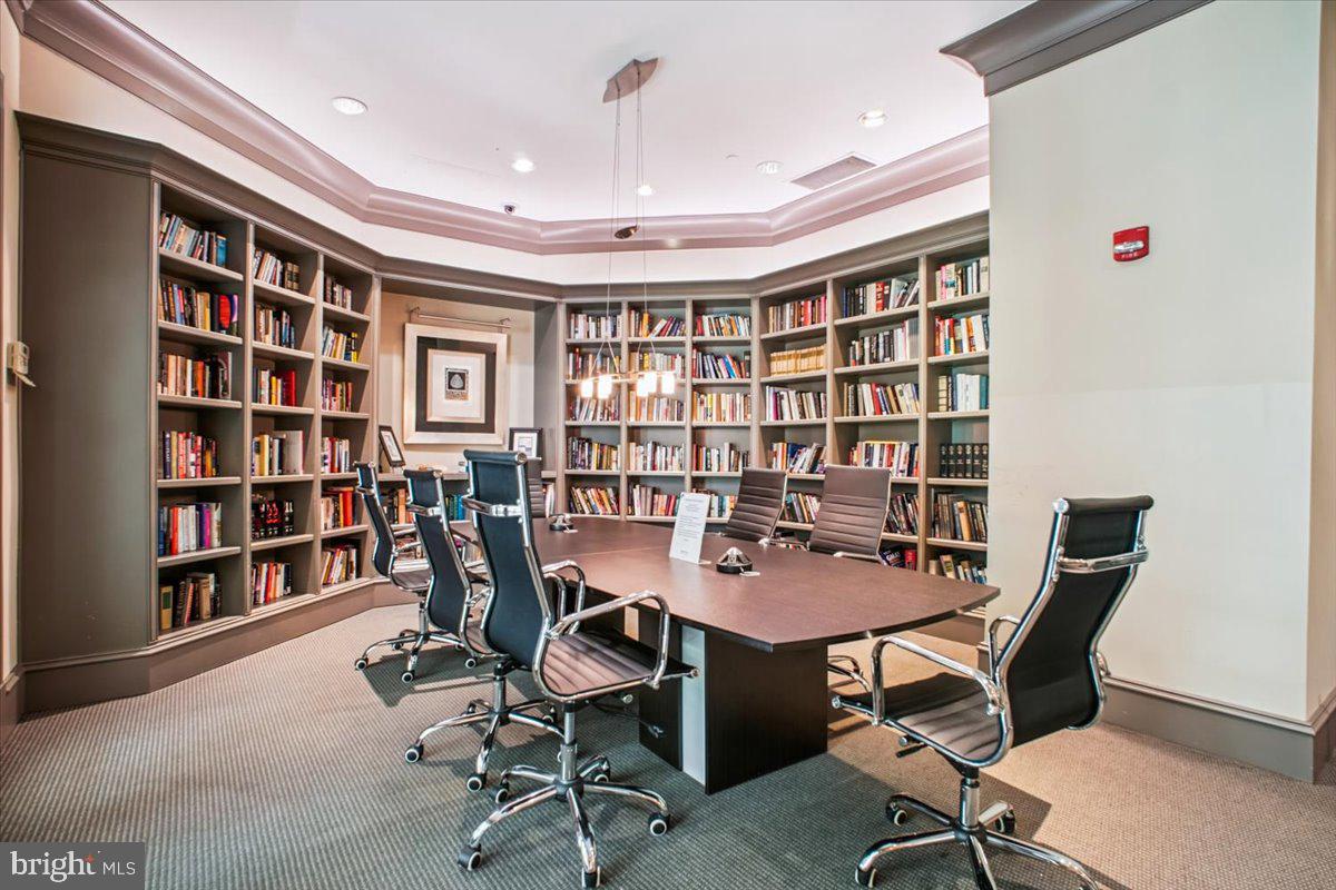 851 N GLEBE ROAD 1003