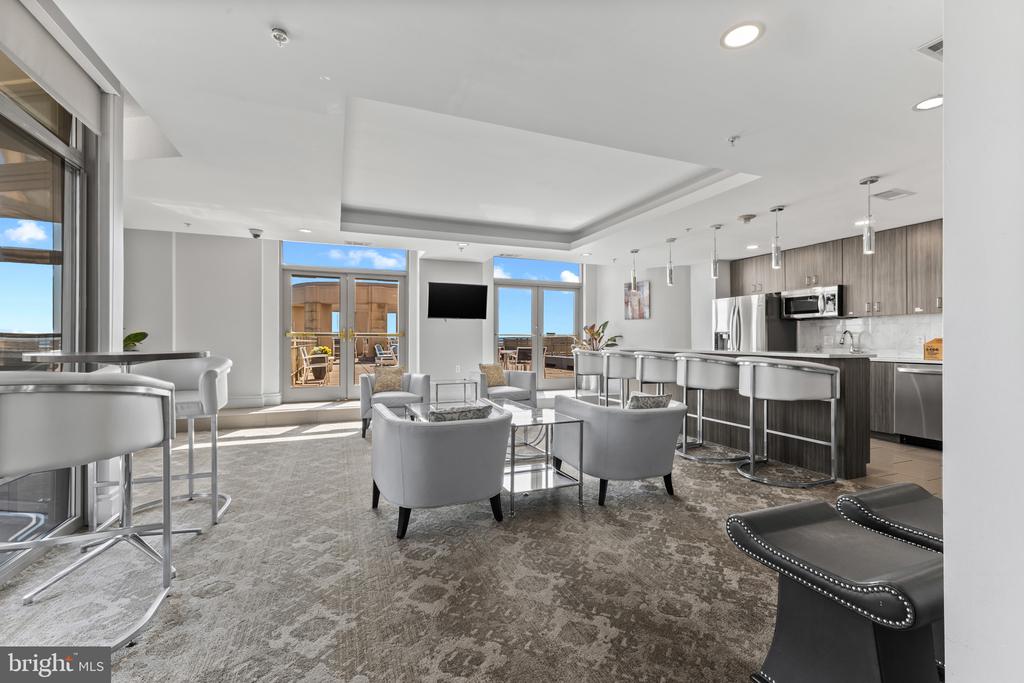 3600 S GLEBE ROAD Unit: 623W