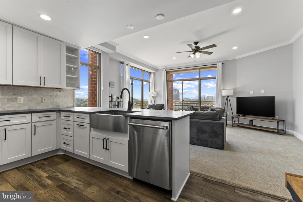 3600 S GLEBE ROAD Unit: 623W