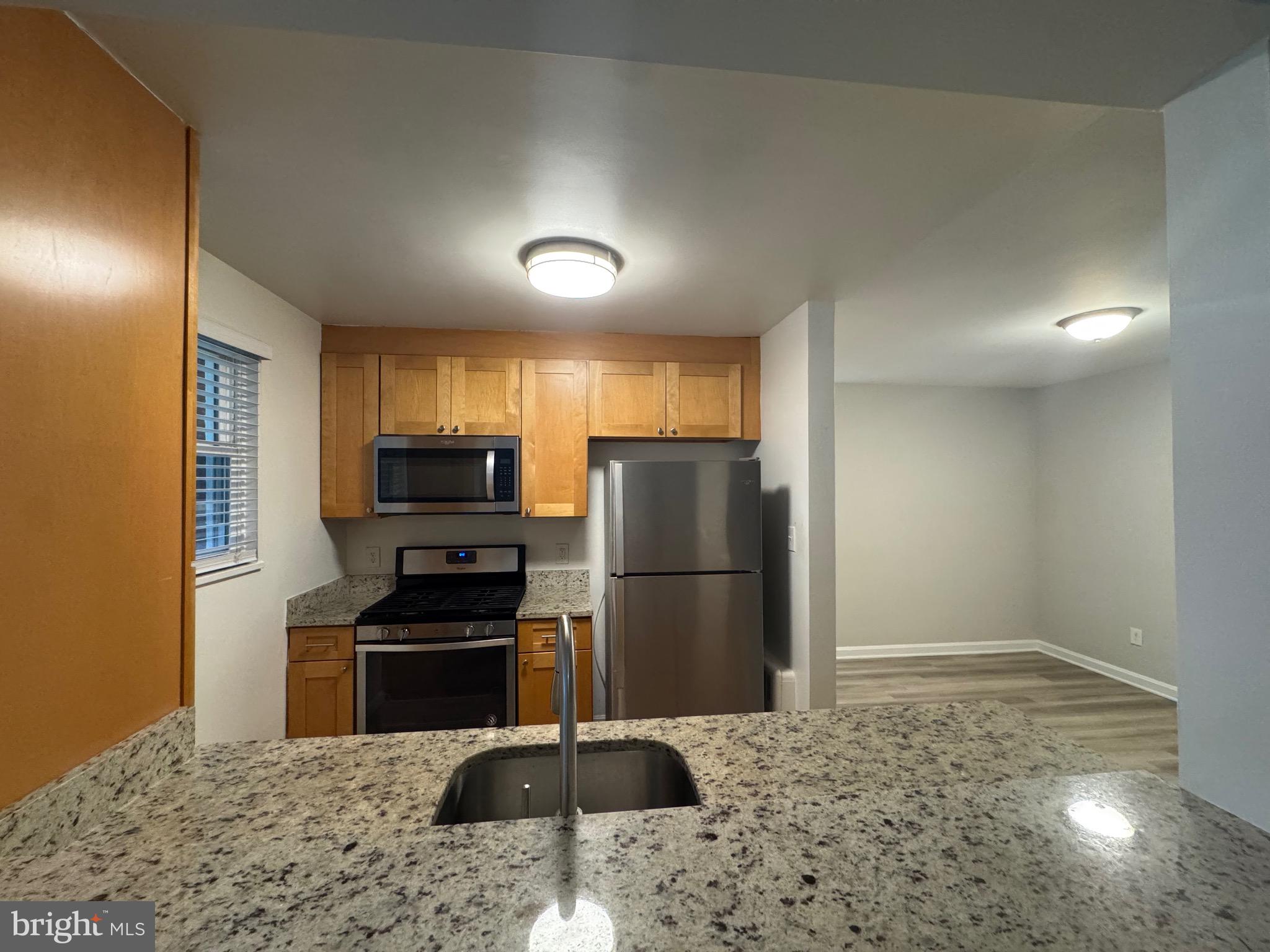 500 S COURTHOUSE ROAD 5