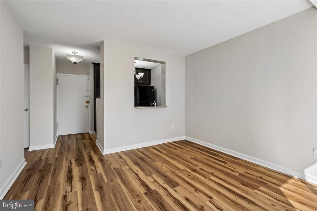 1121 ARLINGTON BOULEVARD Unit: 609