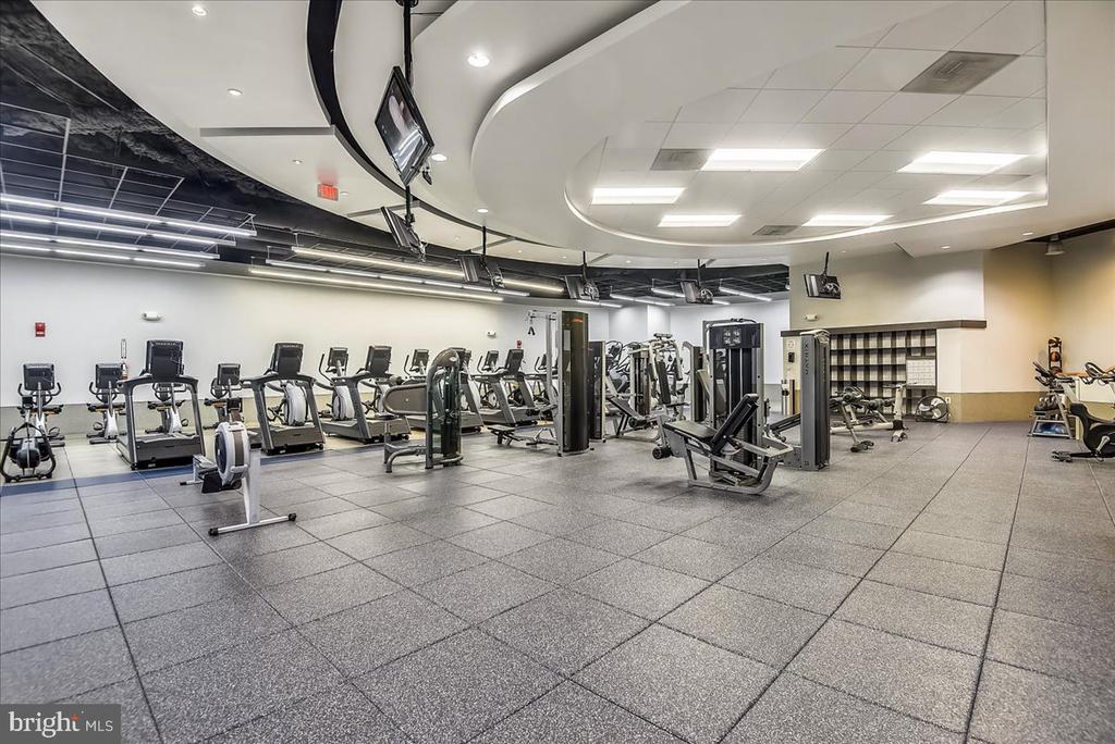 1121 ARLINGTON BOULEVARD Unit: 609