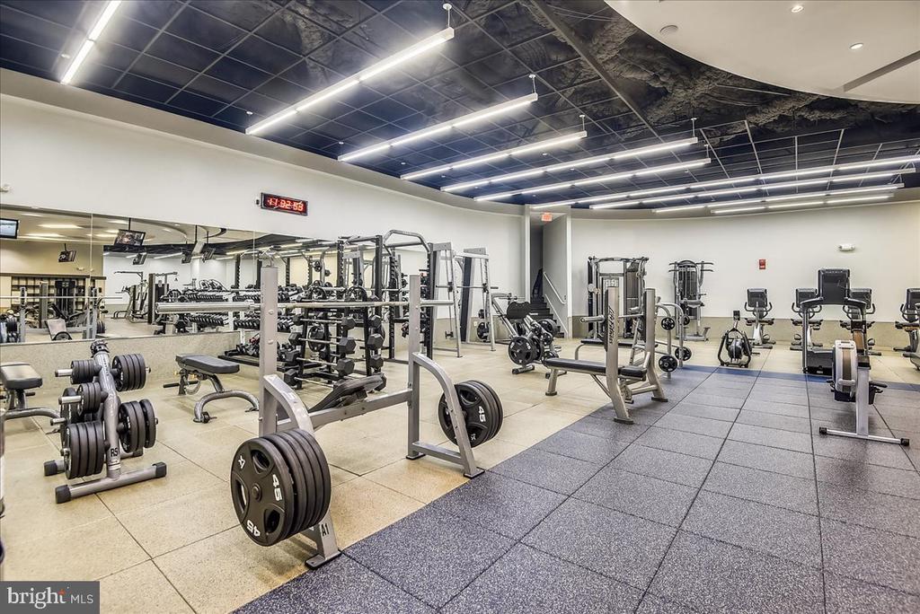 1121 ARLINGTON BOULEVARD Unit: 609