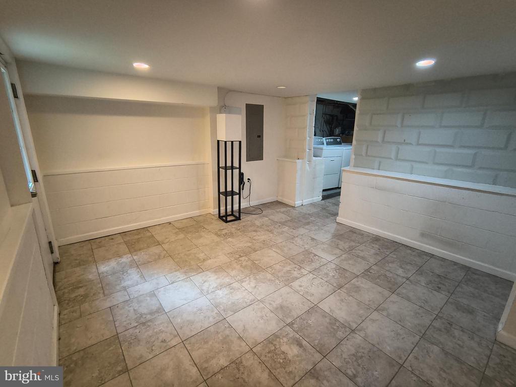 2906 24TH STREET N