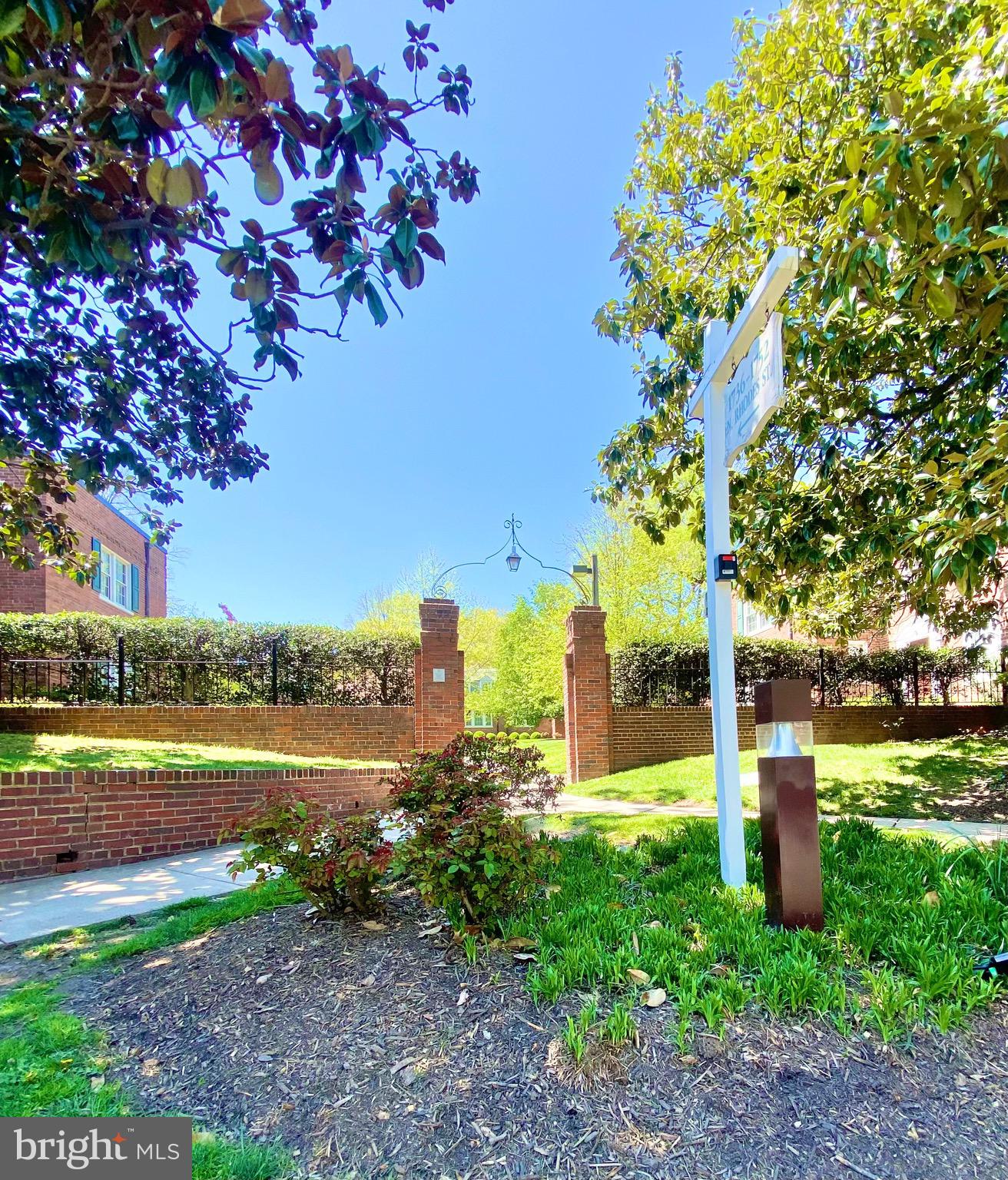 1748 N RHODES STREET 6-321