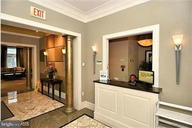 851 N GLEBE ROAD 1513