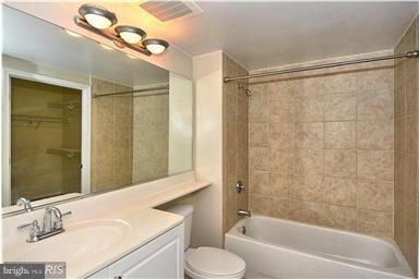 851 N GLEBE ROAD 1513