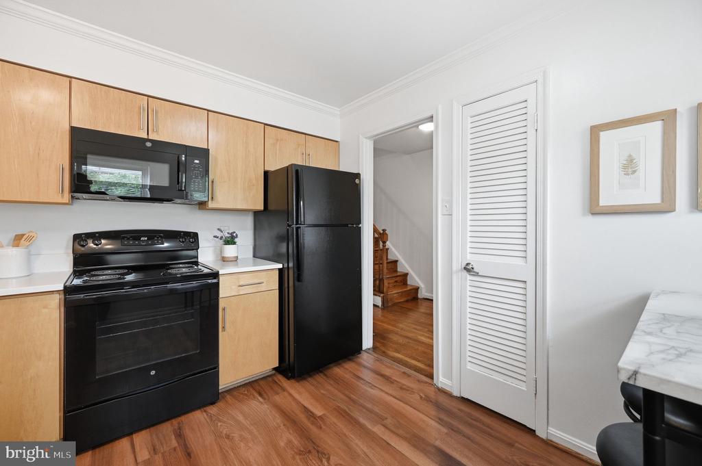 2343 9TH STREET S