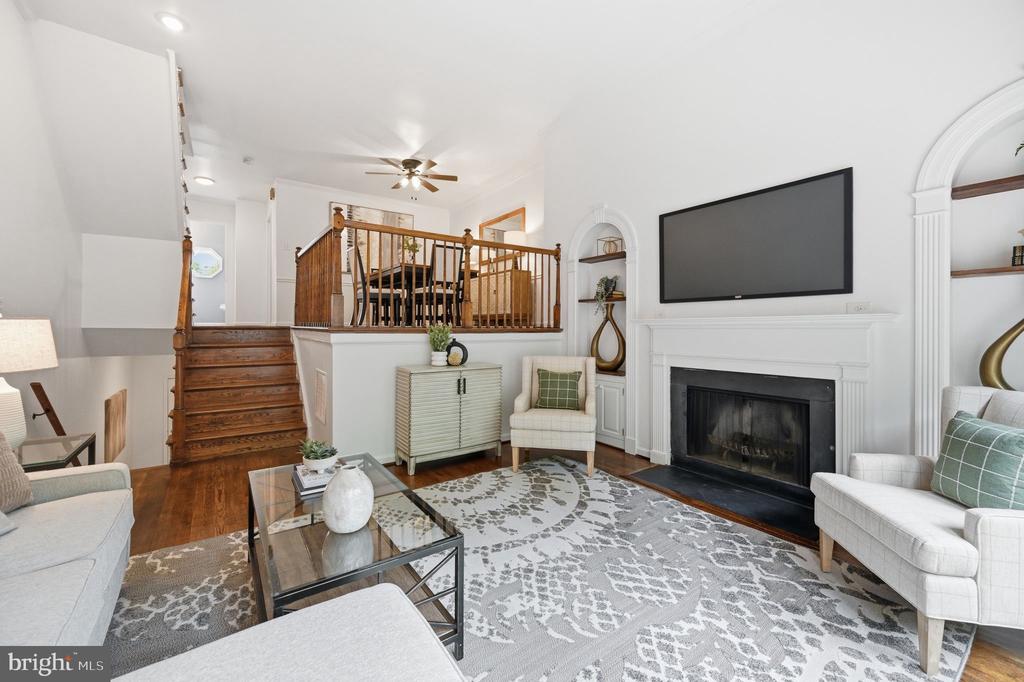 2343 9TH STREET S