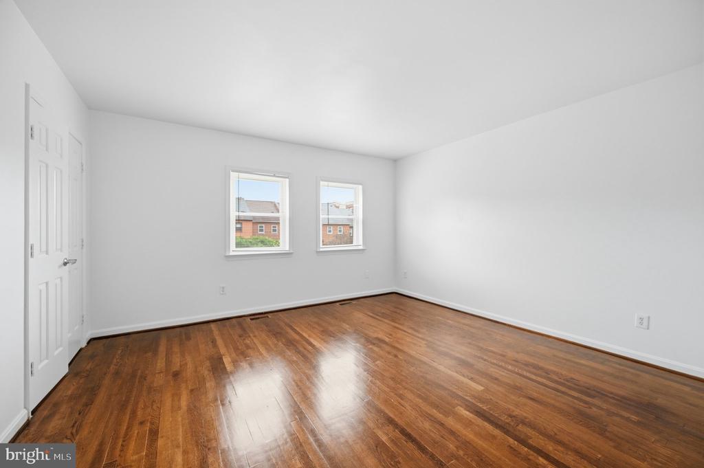 2343 9TH STREET S