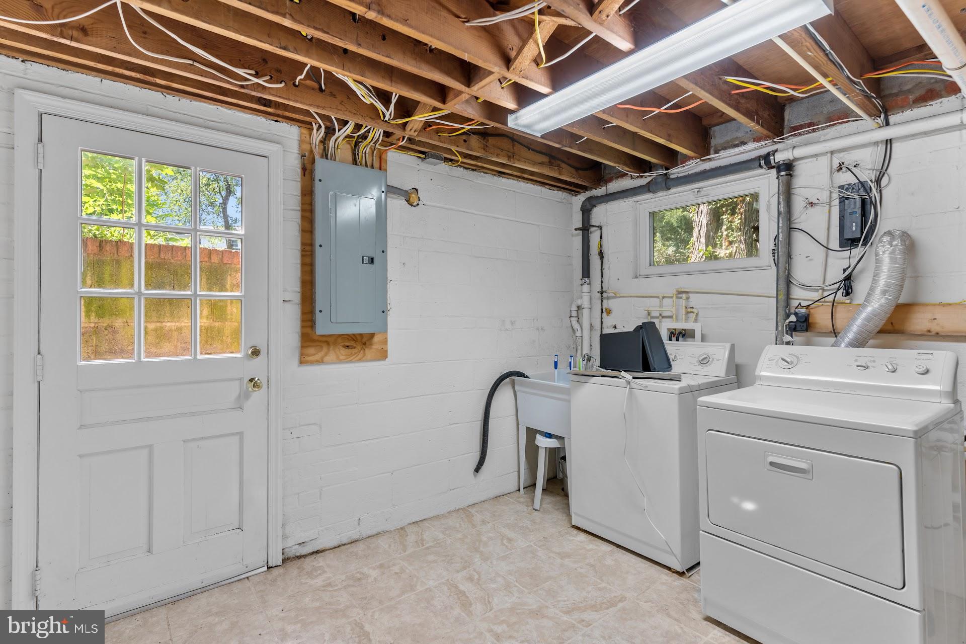 5534 17TH STREET N