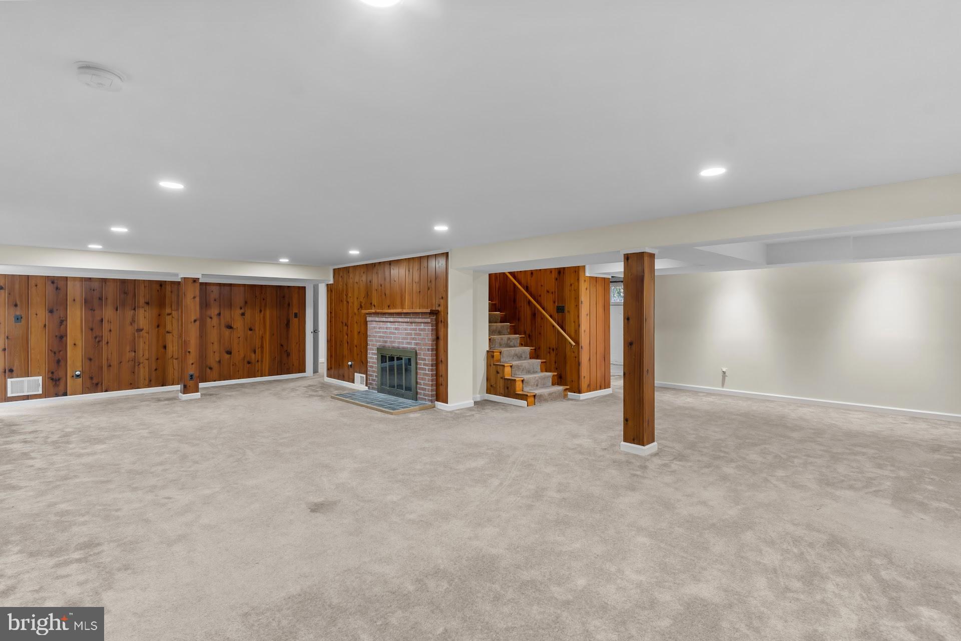 5534 17TH STREET N
