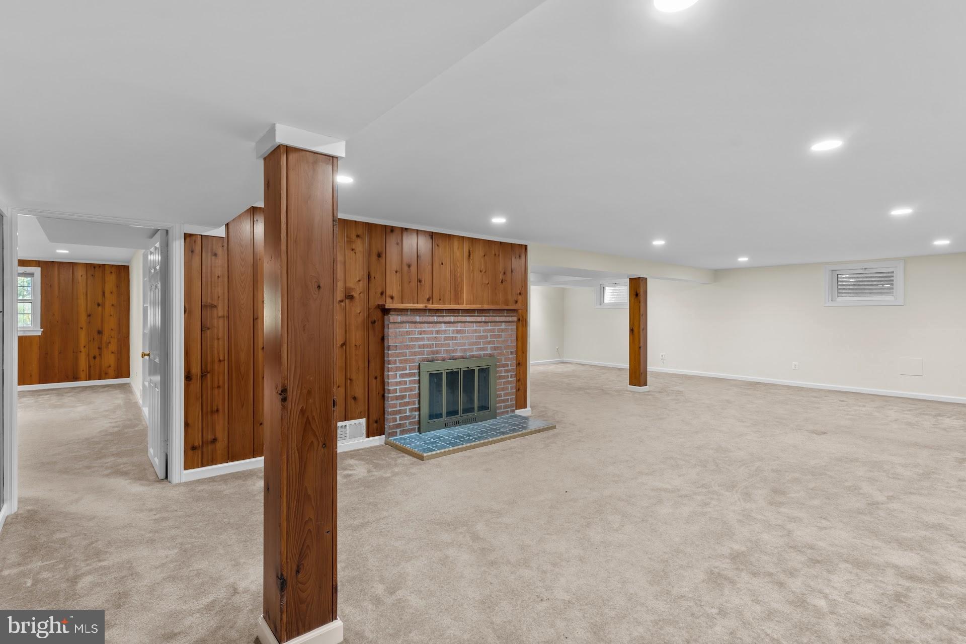 5534 17TH STREET N