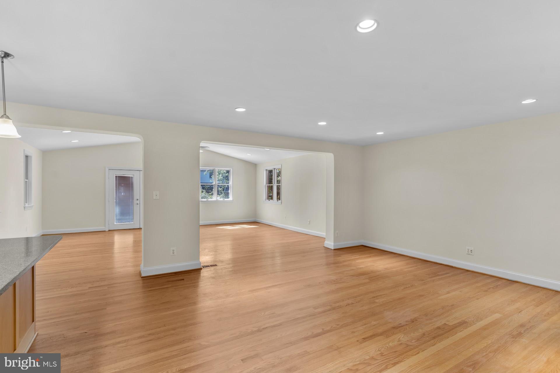 5534 17TH STREET N