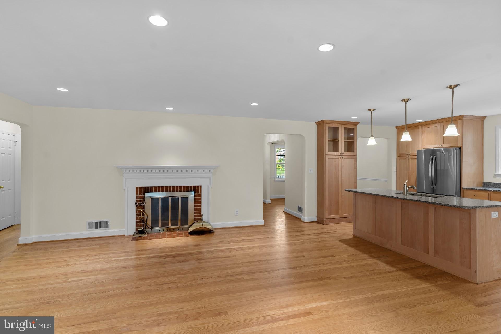 5534 17TH STREET N