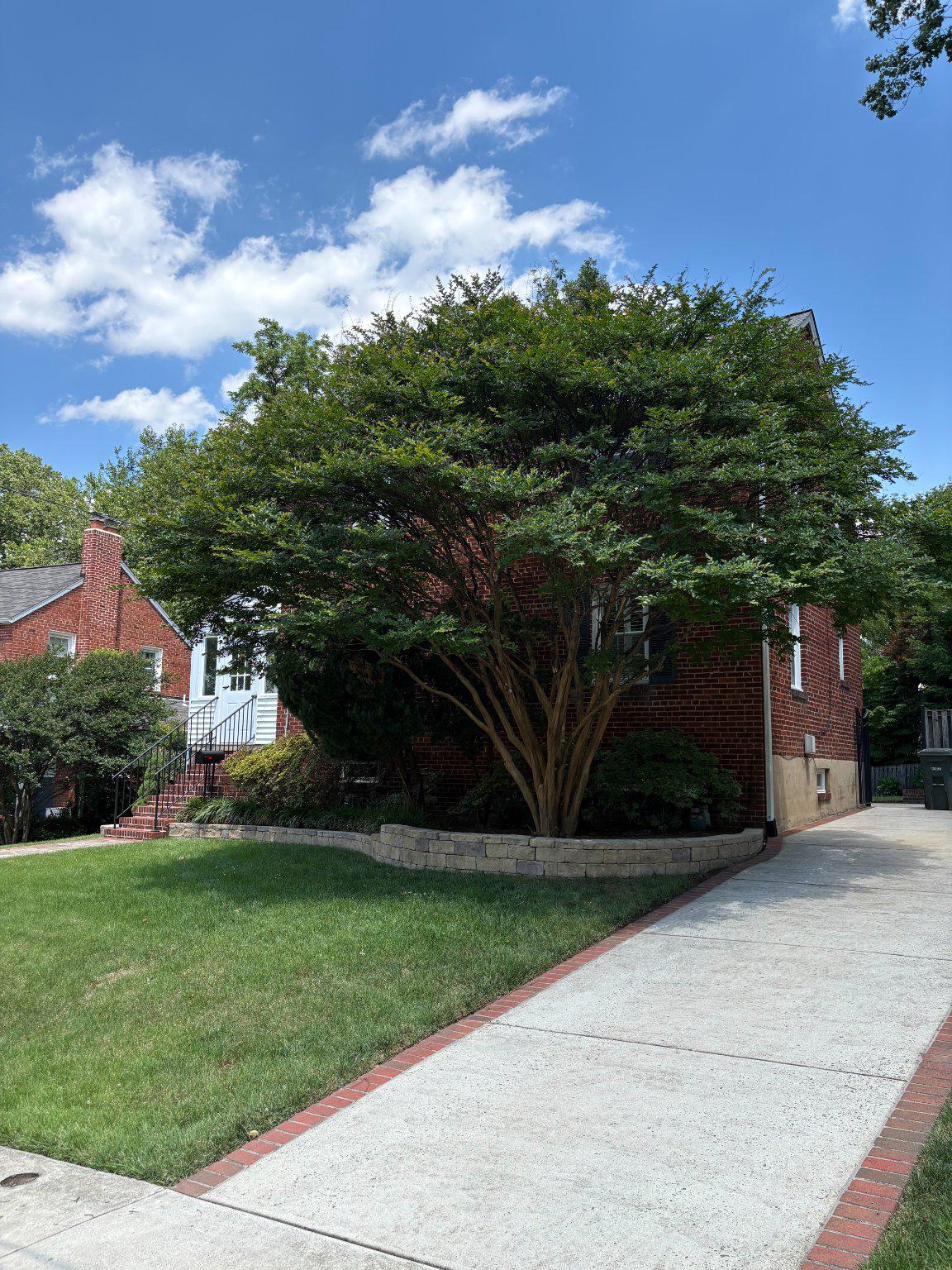 1027 N MCKINLEY ROAD
